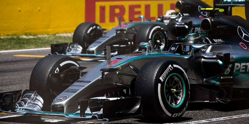 Imponujące zwycięstwo Rosberga w Barcelonie